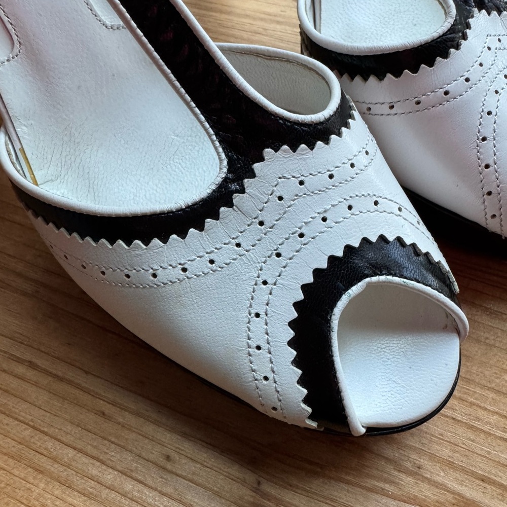 Via Spiga Leather B&W Spectator TStrap Peep Toe Platform Heel SZ 8 Made in Italy - Picture 3 of 8